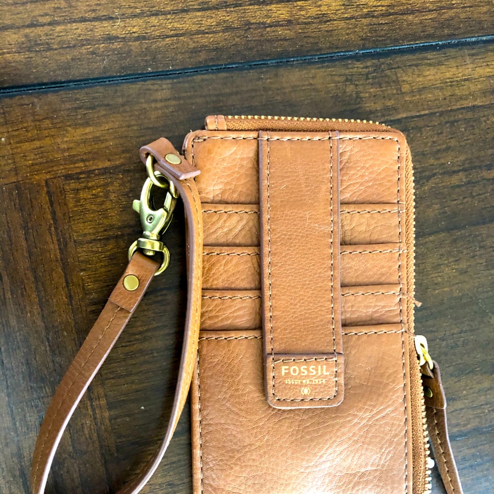 Wristlet.